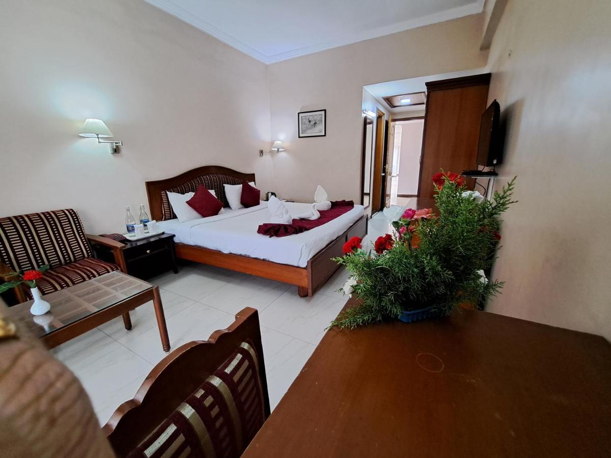 Hotel Preethi Classic Towers Ооти Екстериор снимка