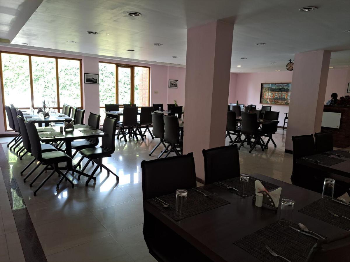 Hotel Preethi Classic Towers Ооти Екстериор снимка