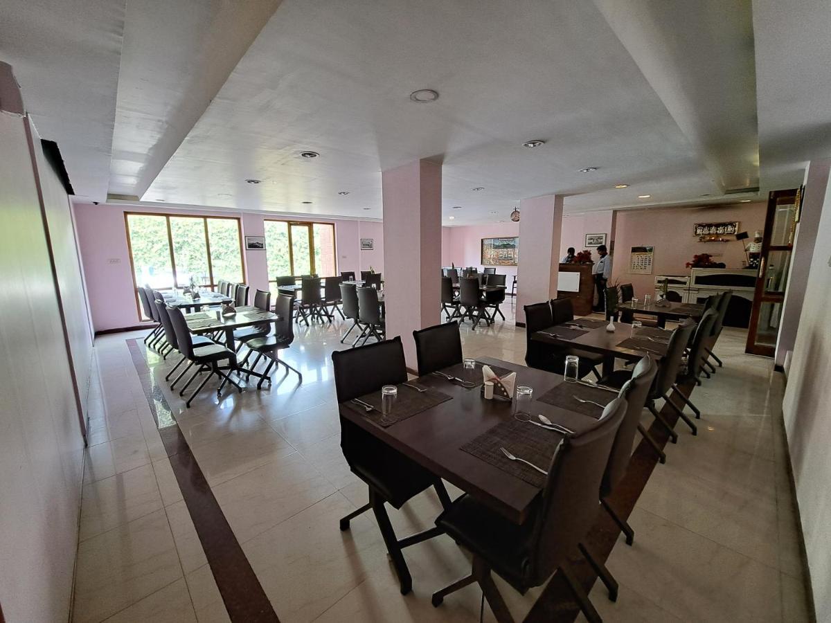 Hotel Preethi Classic Towers Ооти Екстериор снимка